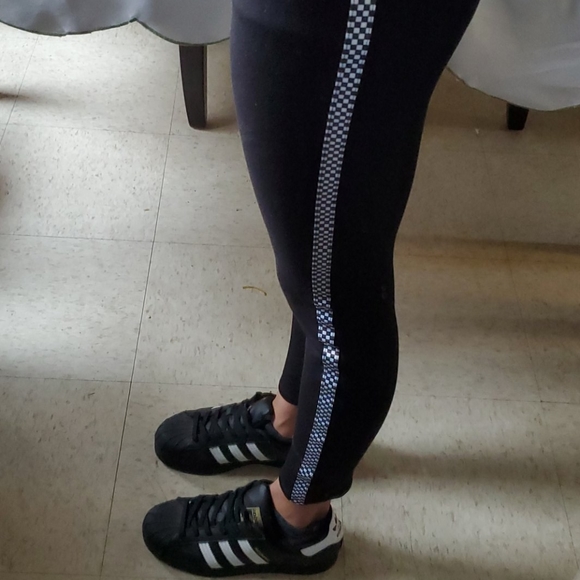 Leggings - Picture 2 of 11